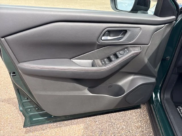 New 2026 Obsidian Green Pearl Nissan Rock Creek® image 10