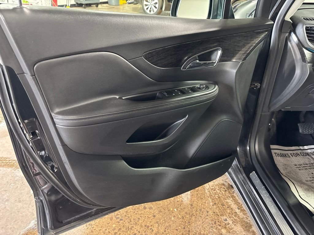 Used 2015 Black Buick Convenience image 21