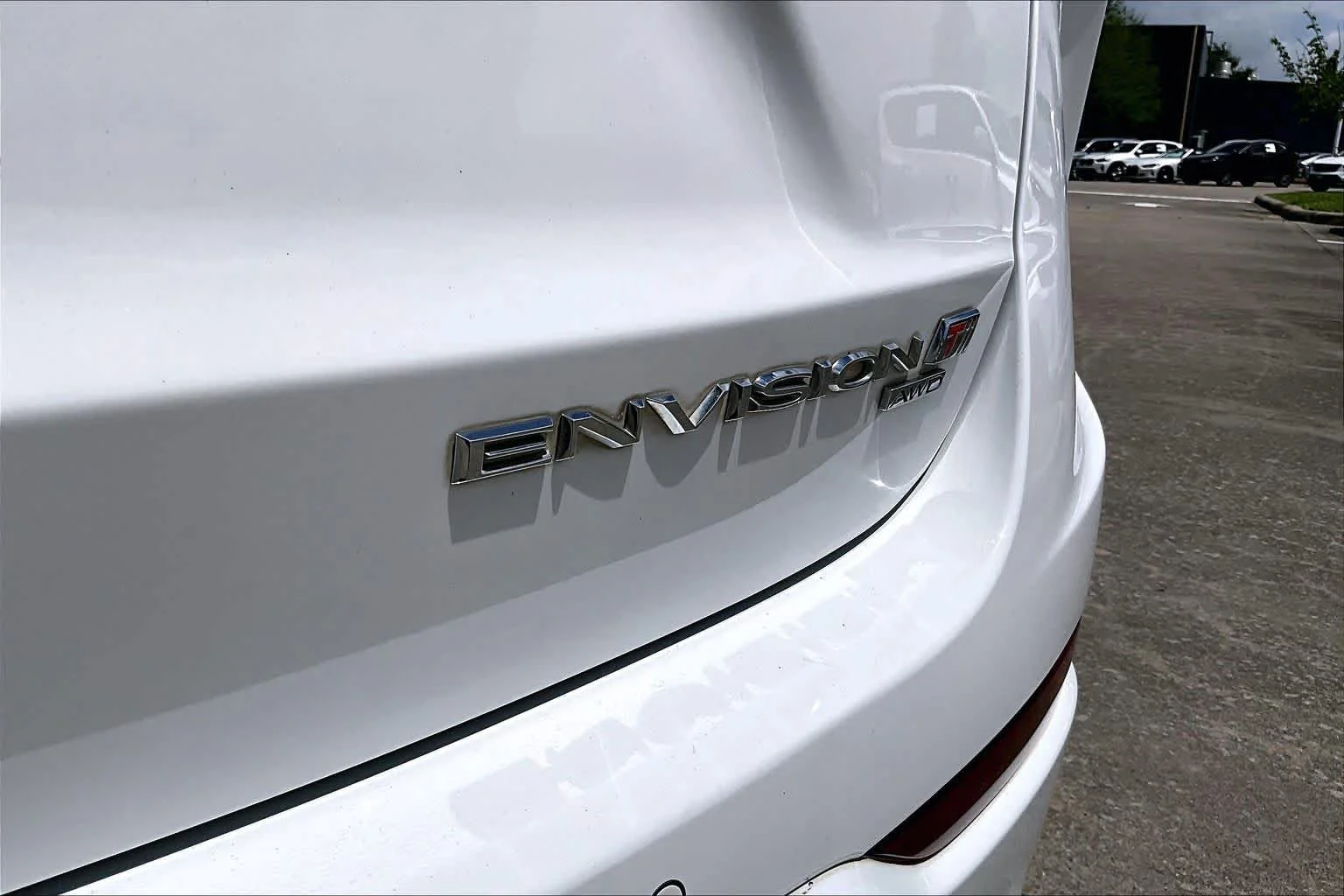 Used 2019 Summit White Buick Premium image 28