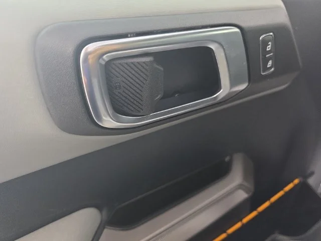 Used 2022 Oxford White Ford Badlands image 10