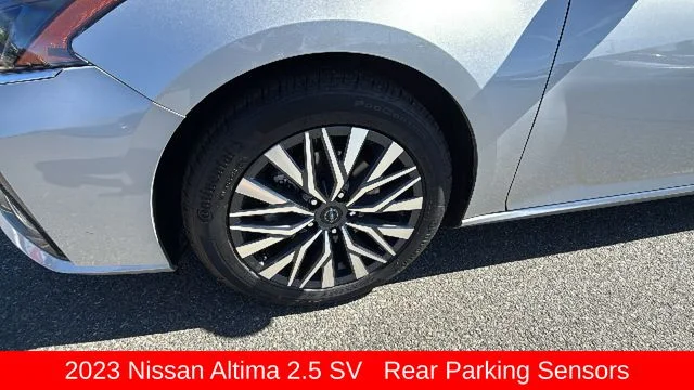 2023 Nissan Altima SV - Photo 9