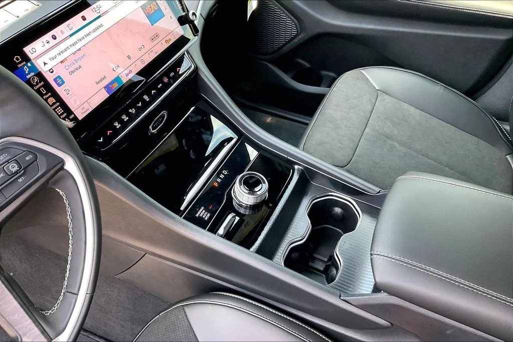 New 2026 Jeep Grand Cherokee L Laredo 4D Sport Utility