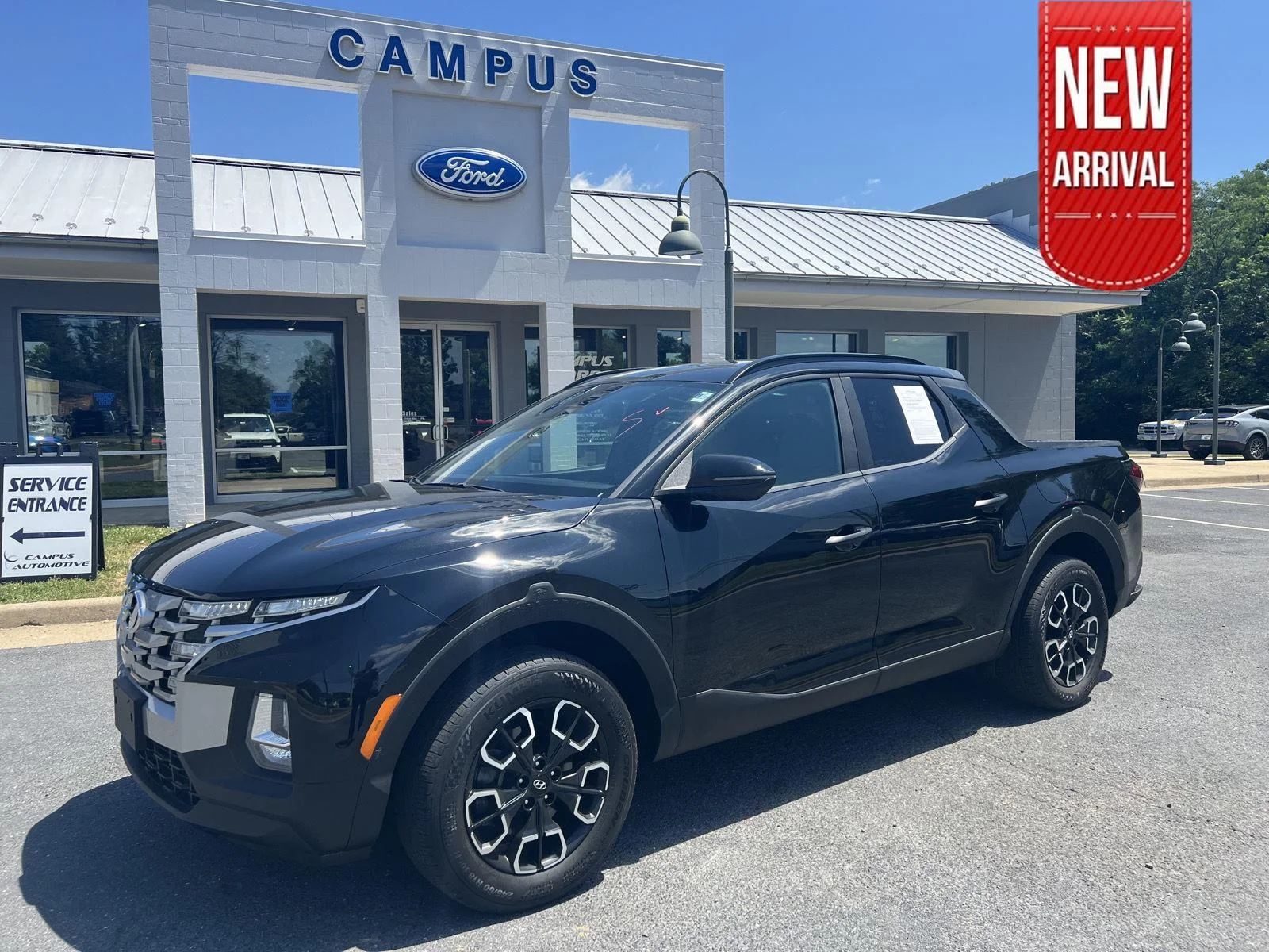 Certified Used 2022 Phantom Black Hyundai SEL image 1