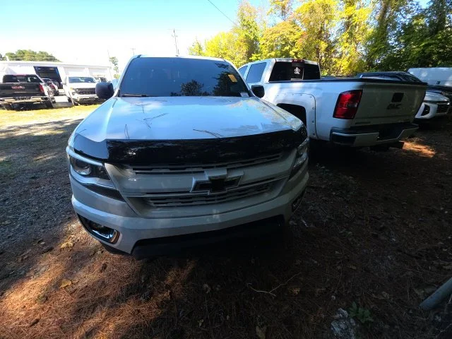 Used 2017 White Chevrolet Z71 image 11