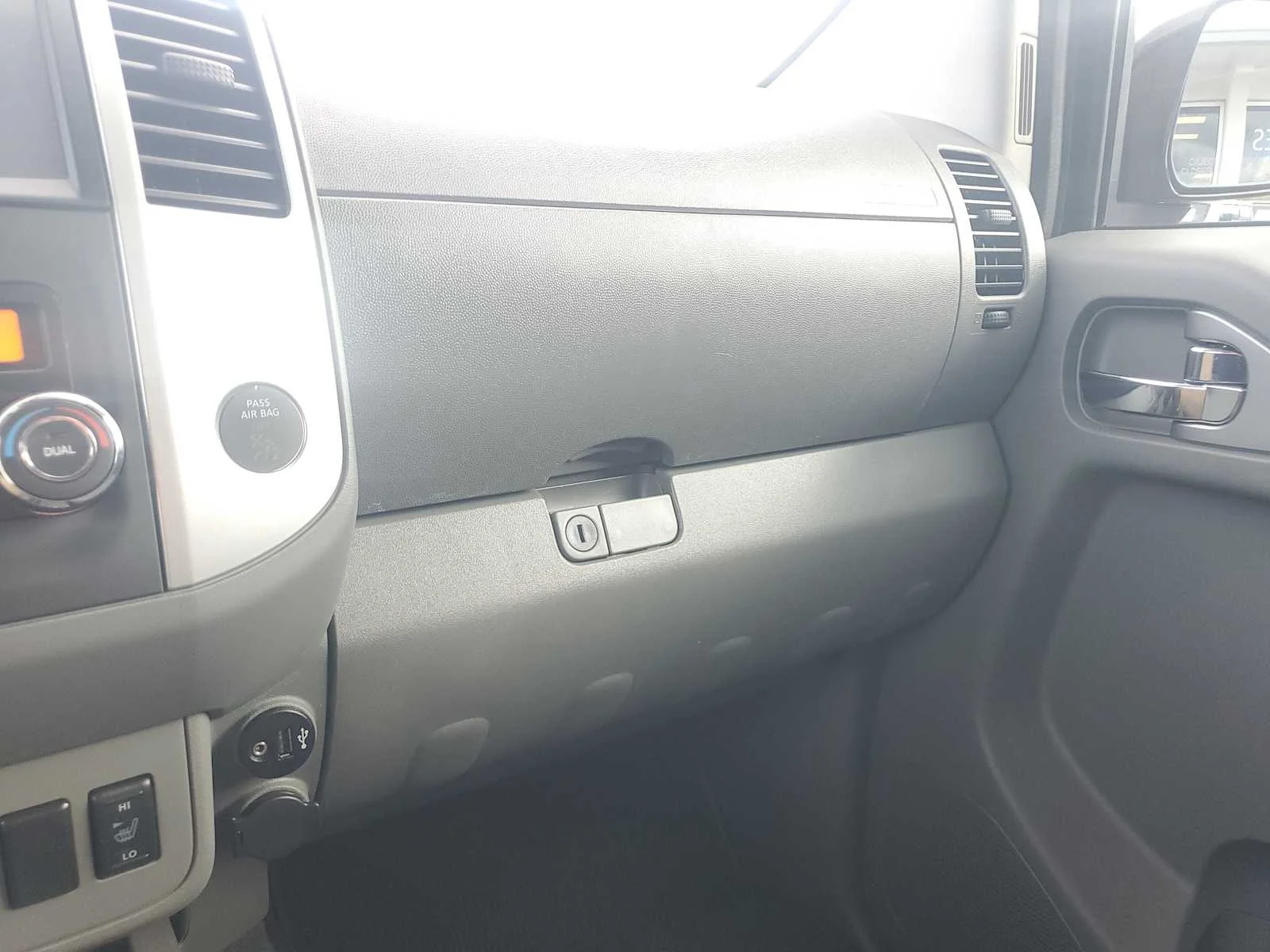 Used 2020  Nissan SV image 24