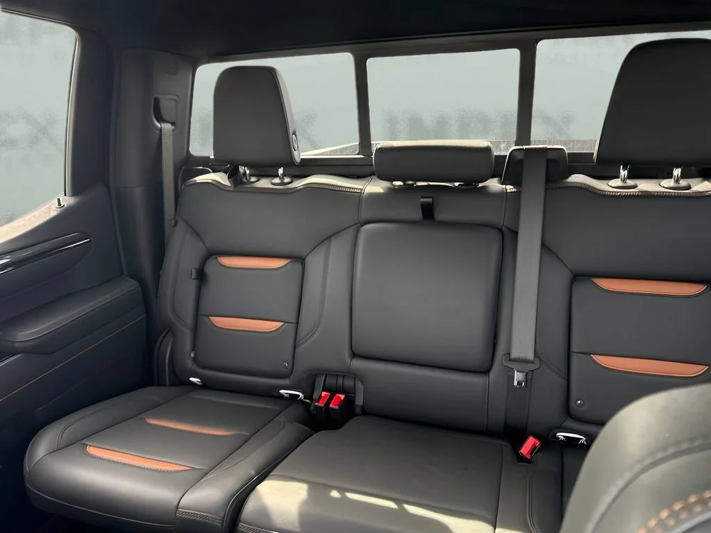 Used 2025 Summit White GMC AT4 image 11