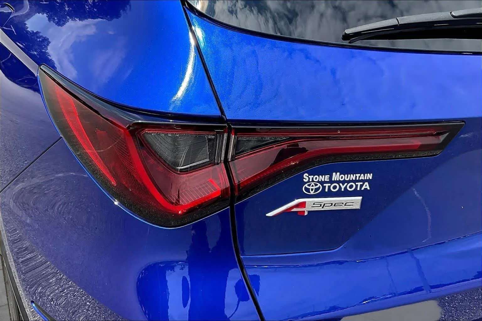 Used 2023 Apex Blue Pearl Acura w/A-Spec Package image 29