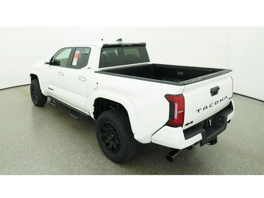 New 2026 Ice Cap Toyota SR5 image 5
