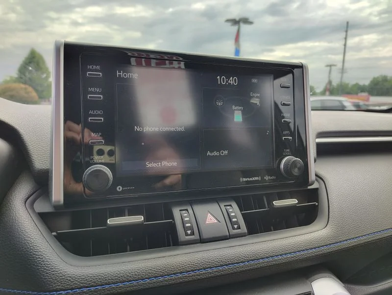 Used 2019 Silver Toyota XSE image 15
