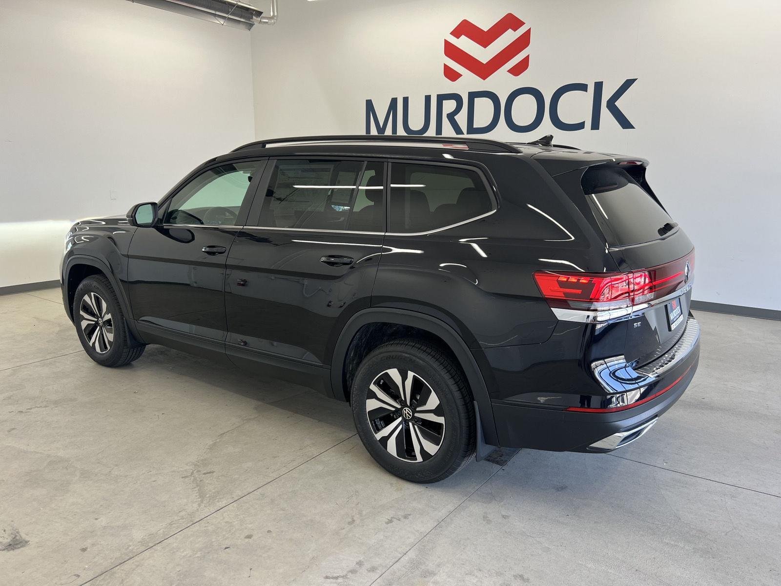 New 2026 Deep Black Pearl Volkswagen 2.0T SE image 2