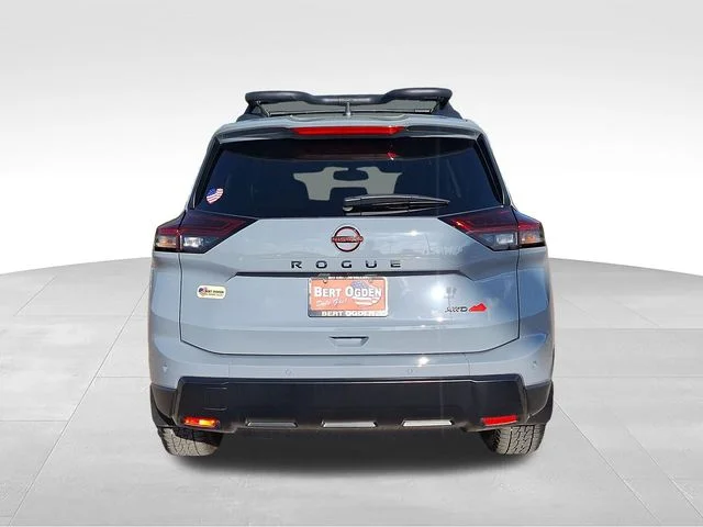 Used 2026 Gray Nissan Rock Creek image 7