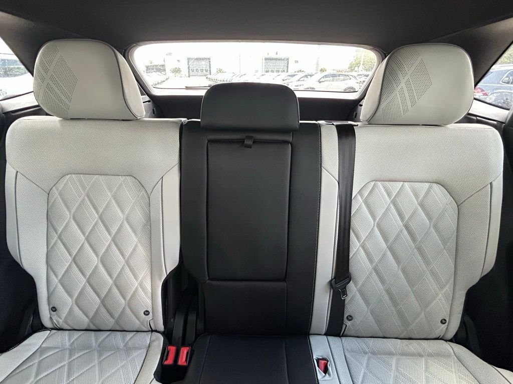2026 Volkswagen Atlas Cross Sport SEL Premium R-LINE - Photo 14