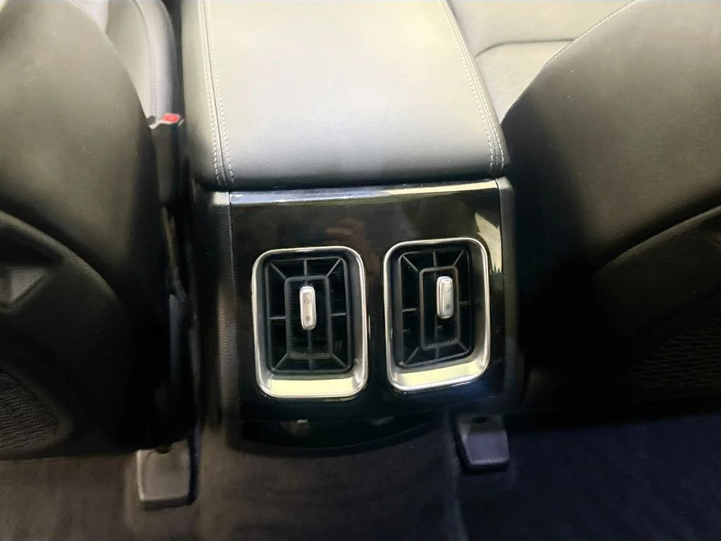 Used 2023 White Kia SX image 24