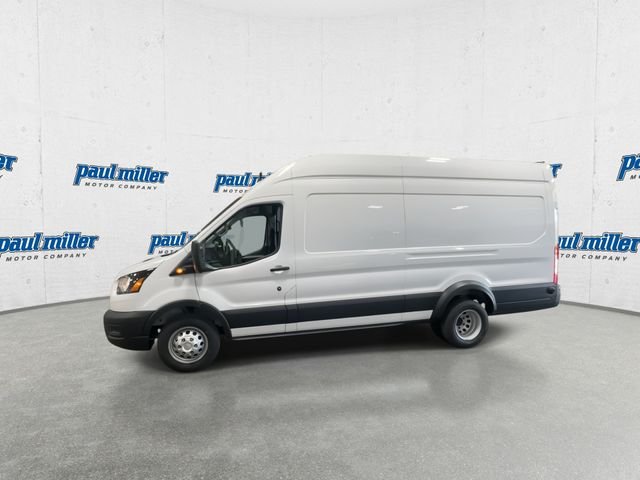 New 2026 Oxford White Ford Cargo Van image 7