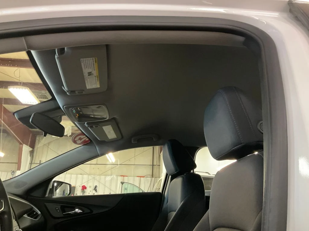 Used 2025 White Chevrolet LT image 13
