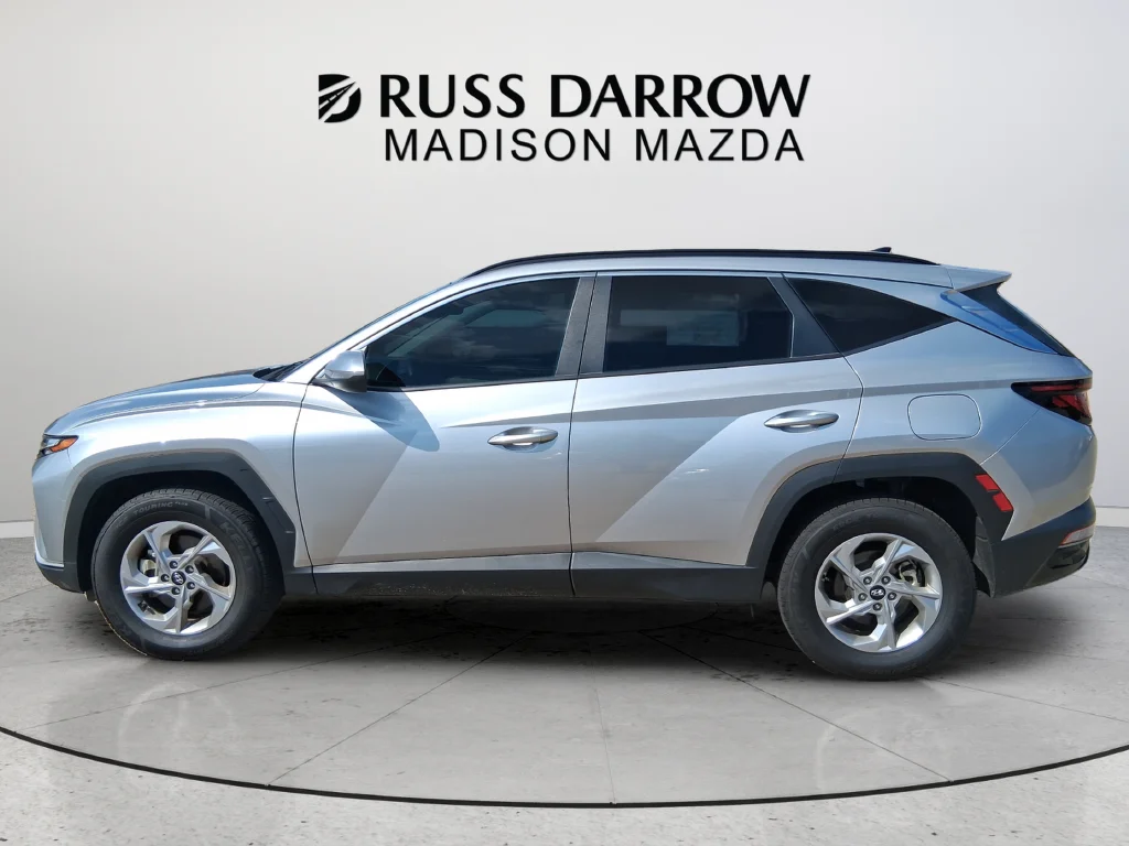 Used 2024 Silver Hyundai SEL image 2