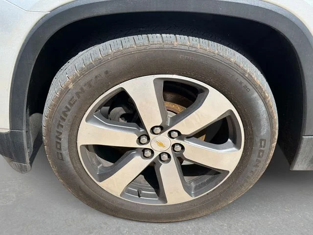 Used 2020 Silver Chevrolet 3LT image 11