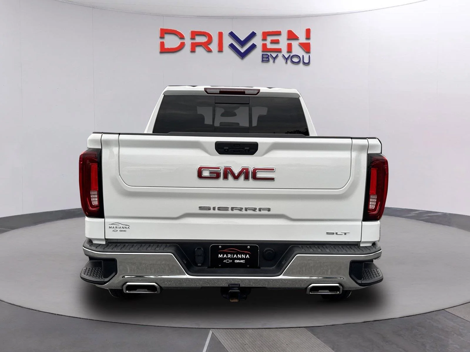 Used 2024 Summit White GMC SLT image 5