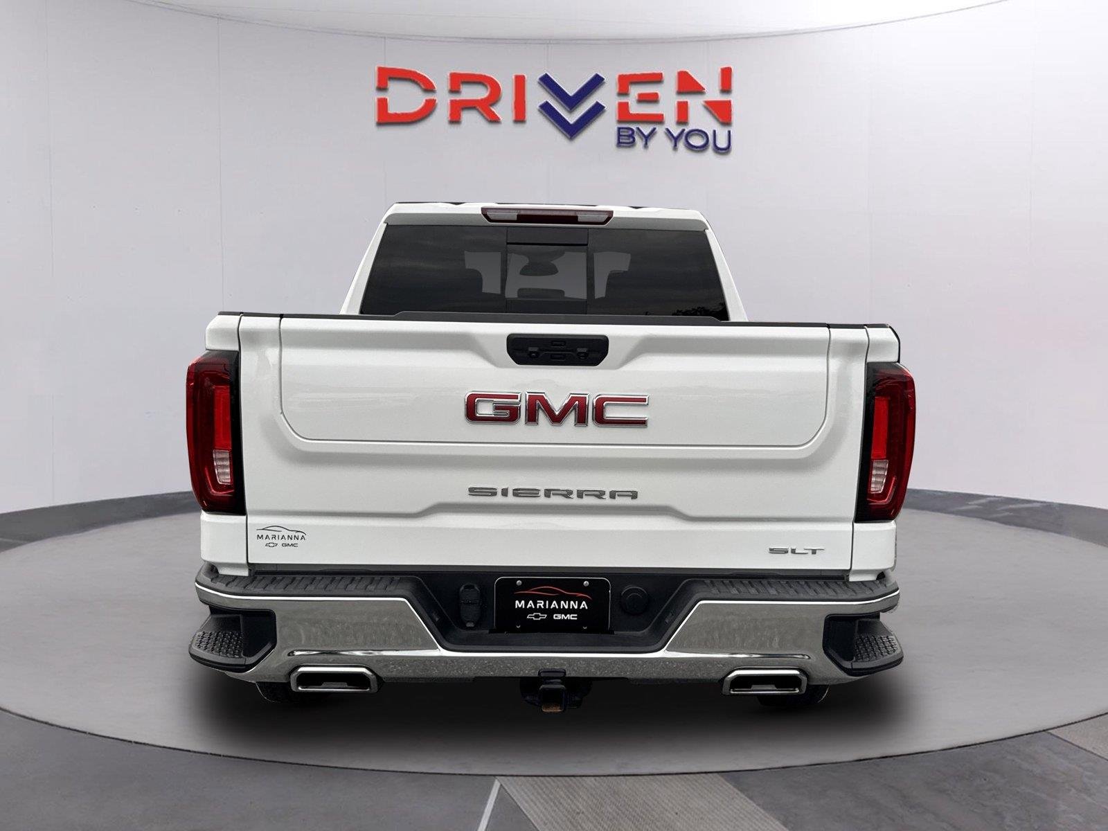 Used 2024 Summit White GMC SLT image 5