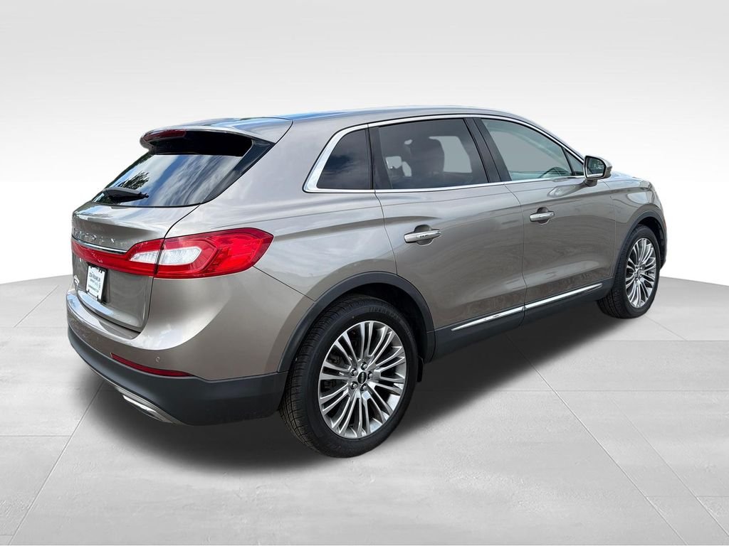 Used 2018 Brown Lincoln Reserve image 5