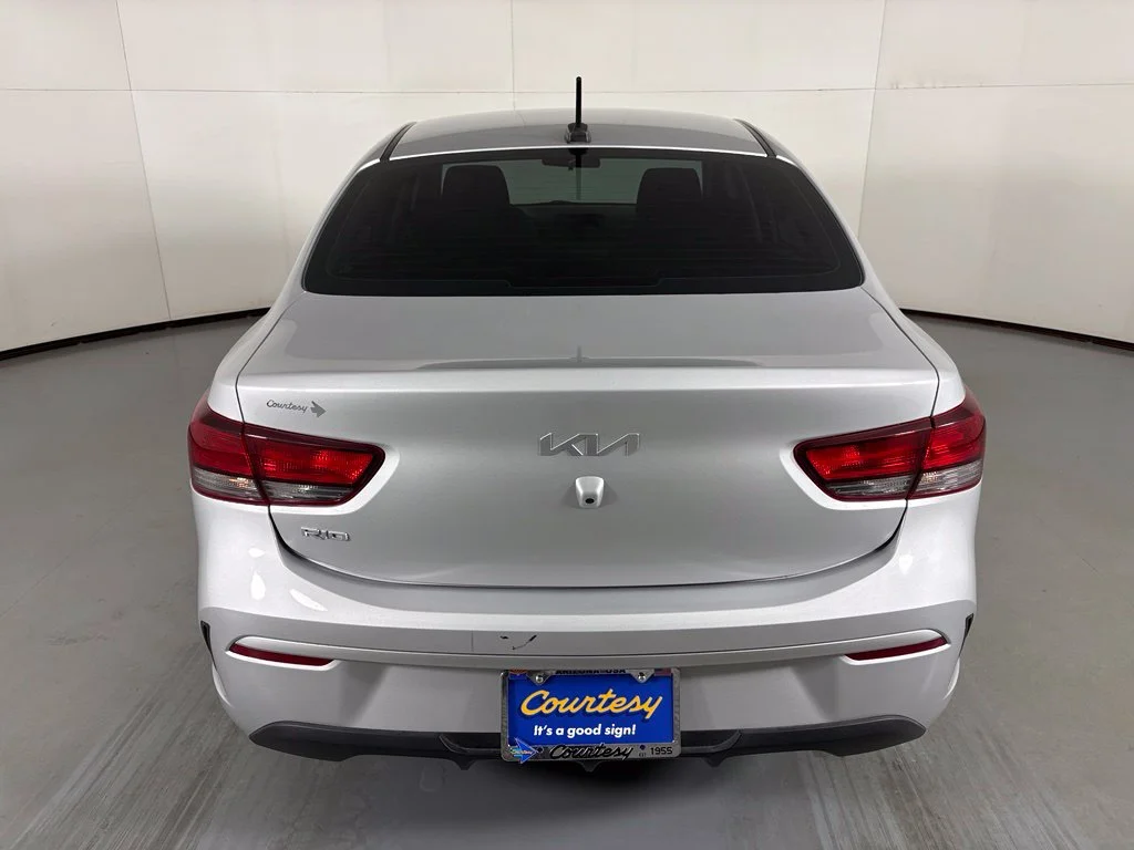 Used 2023 Silver Kia S image 7