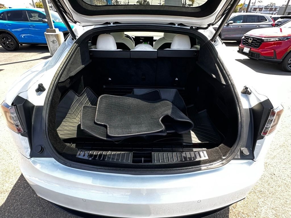 Used 2021 White Tesla Plaid image 10