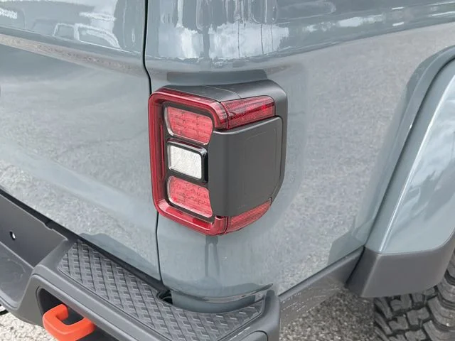 New 2026 Anvil Clear-Coat Exterior Paint Jeep Mojave image 9