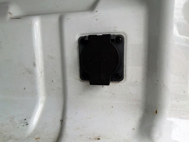 Used 2024 White GMC AT4 image 29