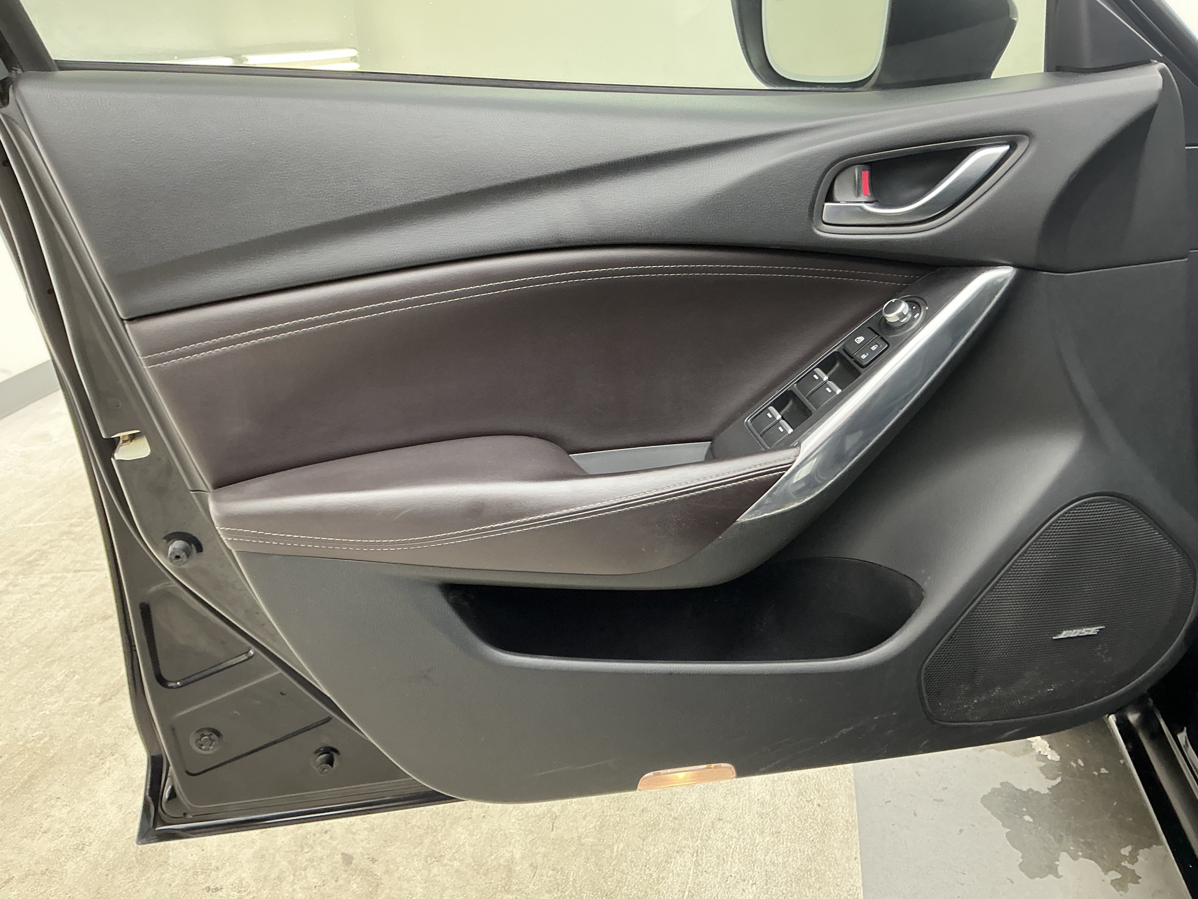 Used 2016 Jet Black Mica Mazda i Grand Touring image 15