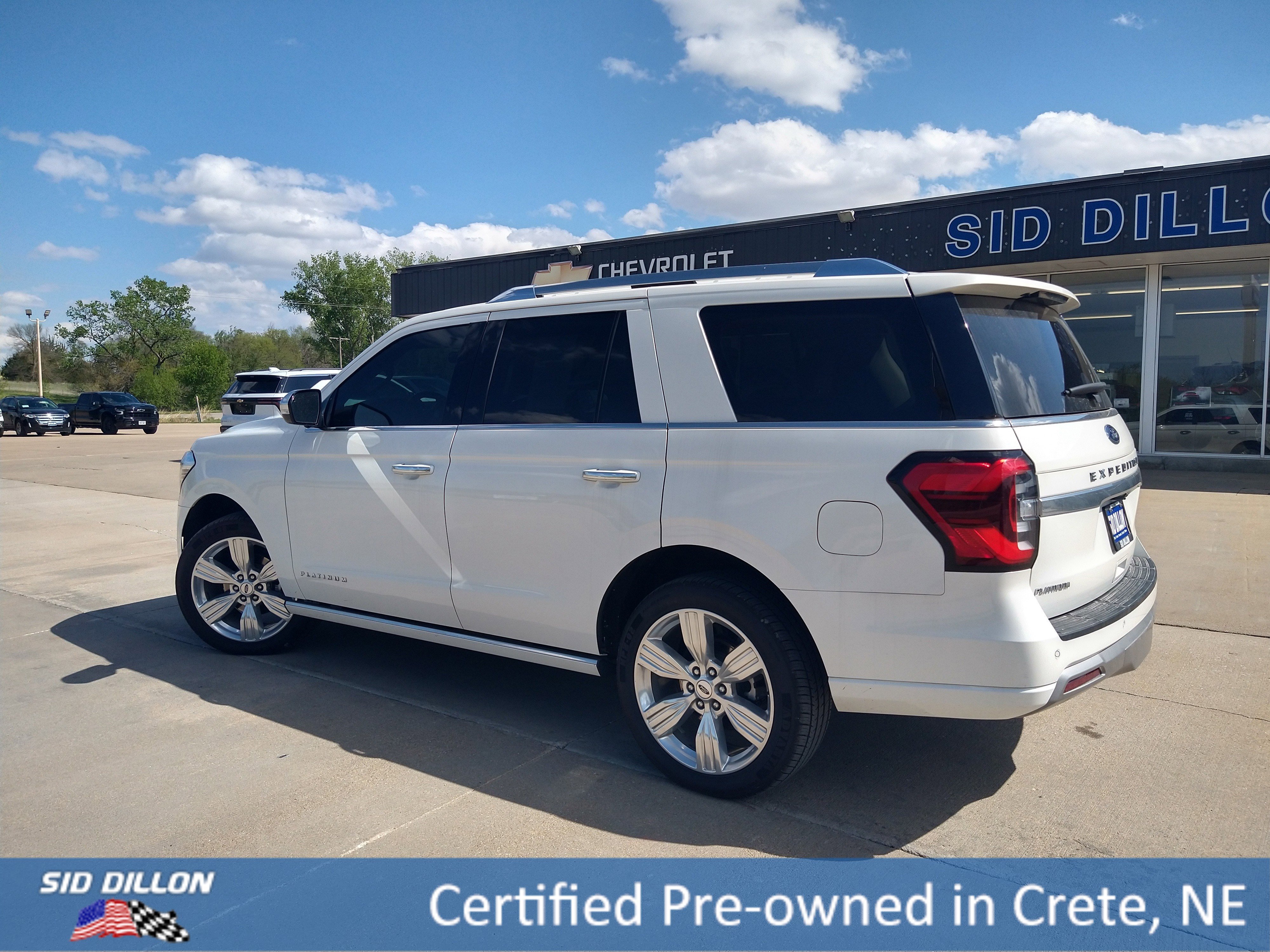 Certified Used 2023 Star White Metallic Tri-Coat Ford Platinum image 18
