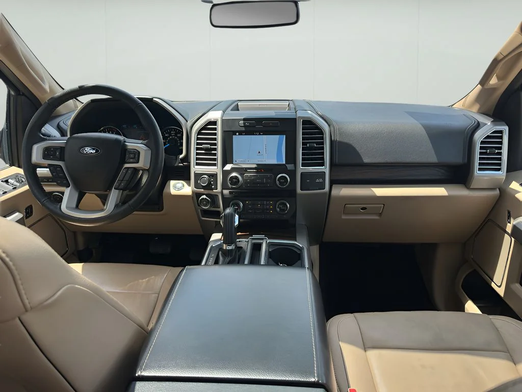 Used 2016 White Platinum Metallic Tri-Coat Ford Lariat image 3