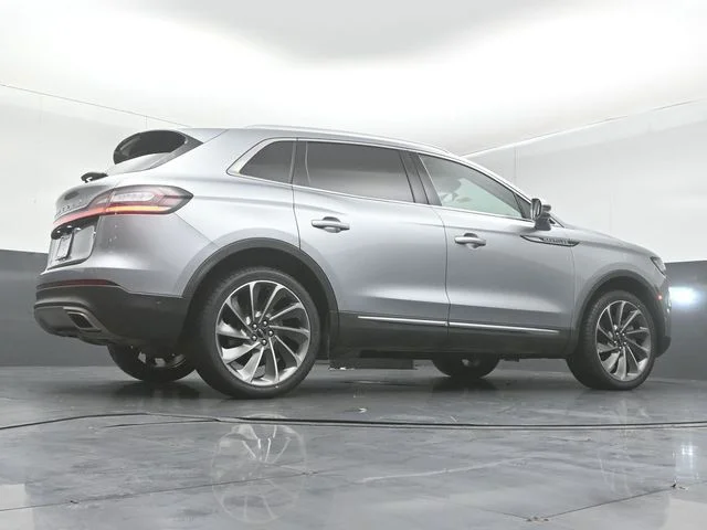 Used 2022 Silver Lincoln Reserve image 37
