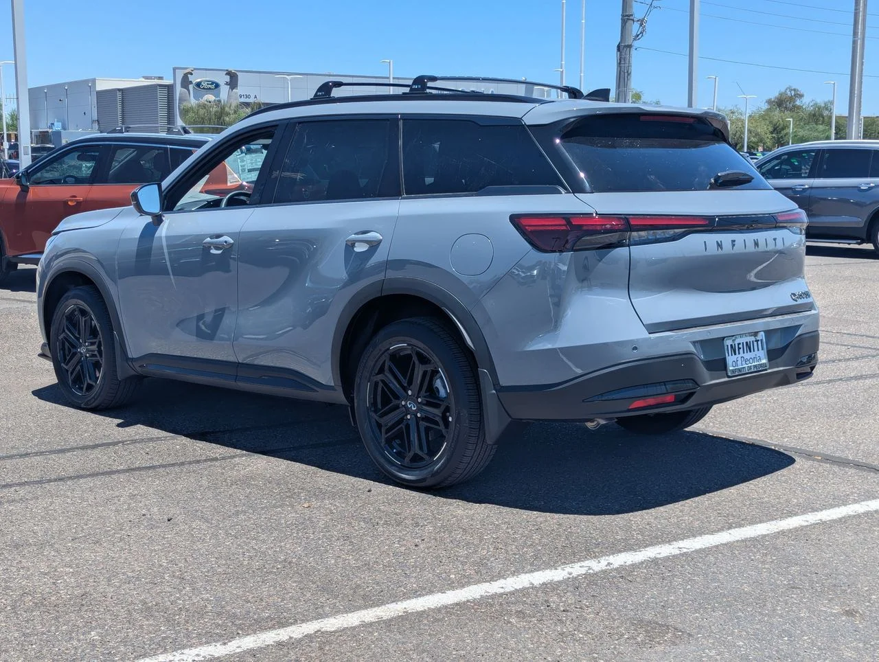 New 2027 HARBOR GRAY INFINITI Sport AWD image 3