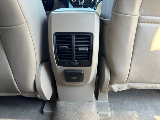 Used 2015 White Ford Titanium image 24