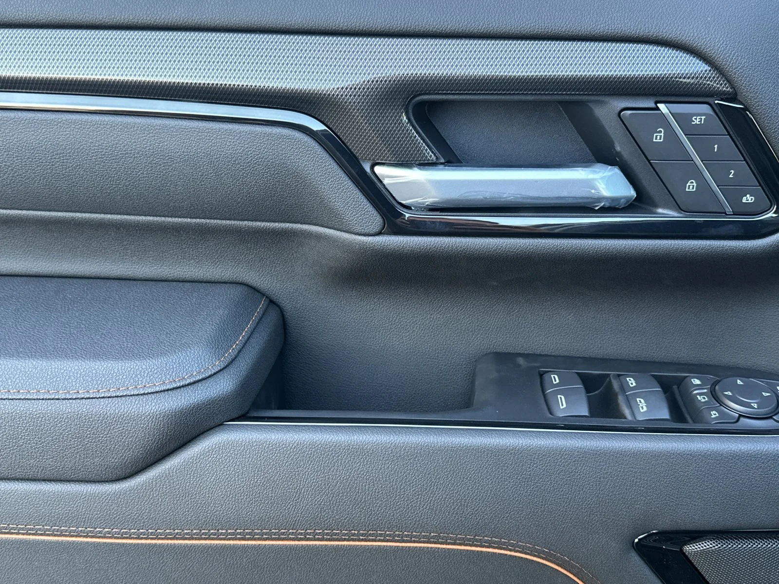 New 2026 Onyx Black GMC AT4 image 10
