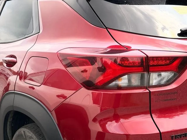 Used 2021 Red Chevrolet RS image 17