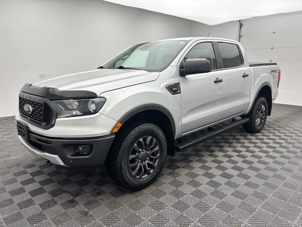 Used 2019 Silver Ford XLT image 2