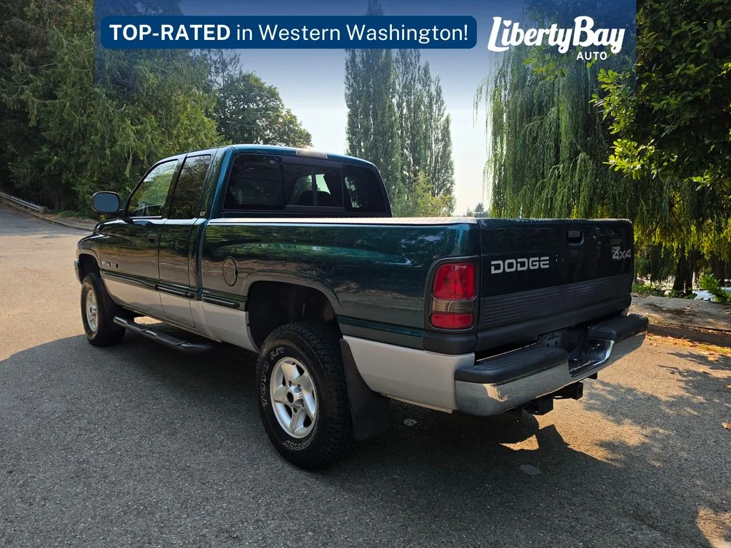 Used 1998 Green Dodge ST image 8