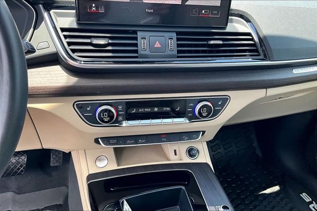Used 2024  Audi 40 Premium Plus image 24