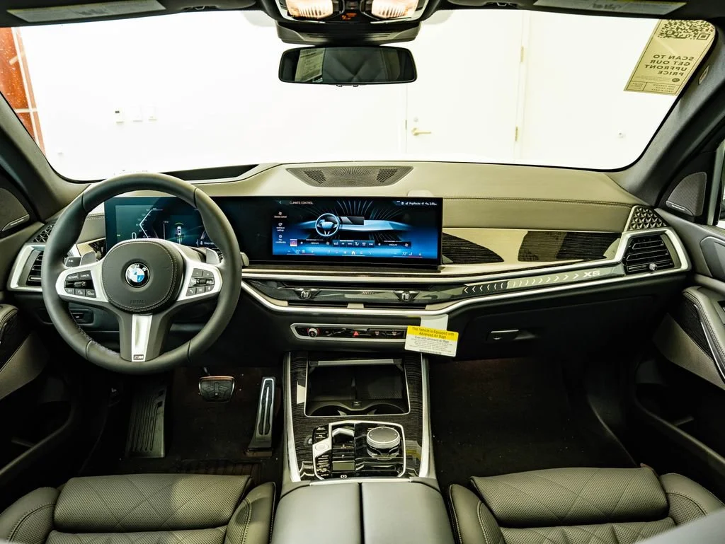 New 2026 Alpine White BMW xDrive40i image 4