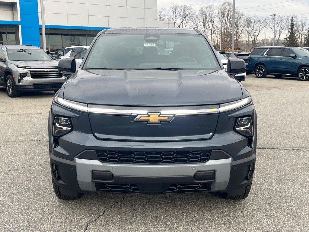 New 2026 Blue Smoke Metallic Chevrolet LT - Standard Range image 7