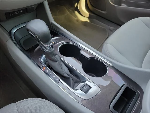 Used 2025 Beige Chevrolet 1LT image 18