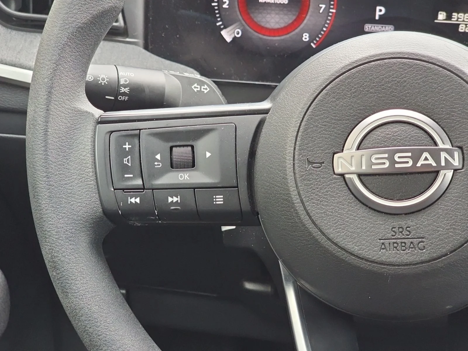 Used 2025 Gray Nissan SV image 20