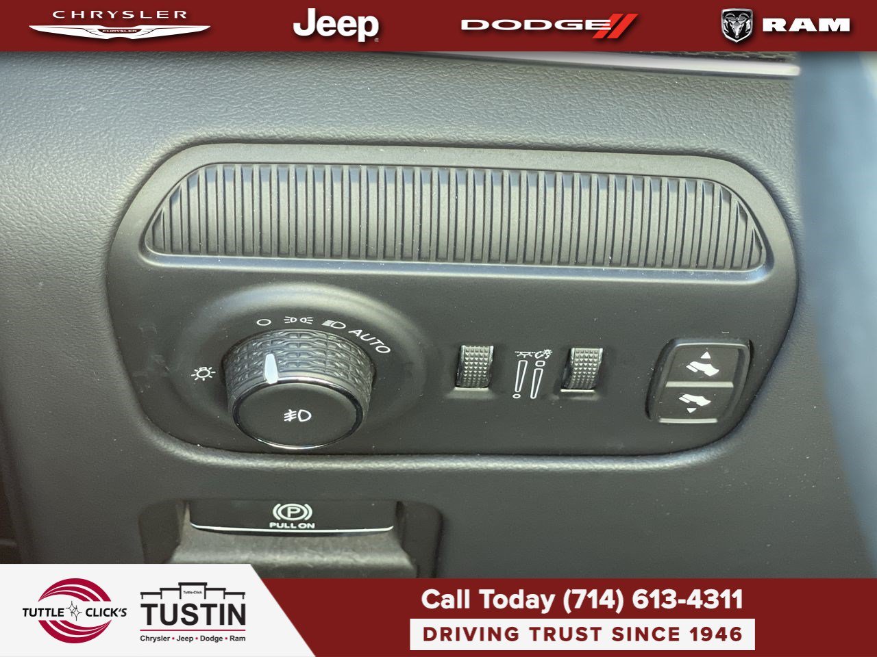 Used 2024 Diamond Black Crystal Pearlcoat Jeep Series II image 34
