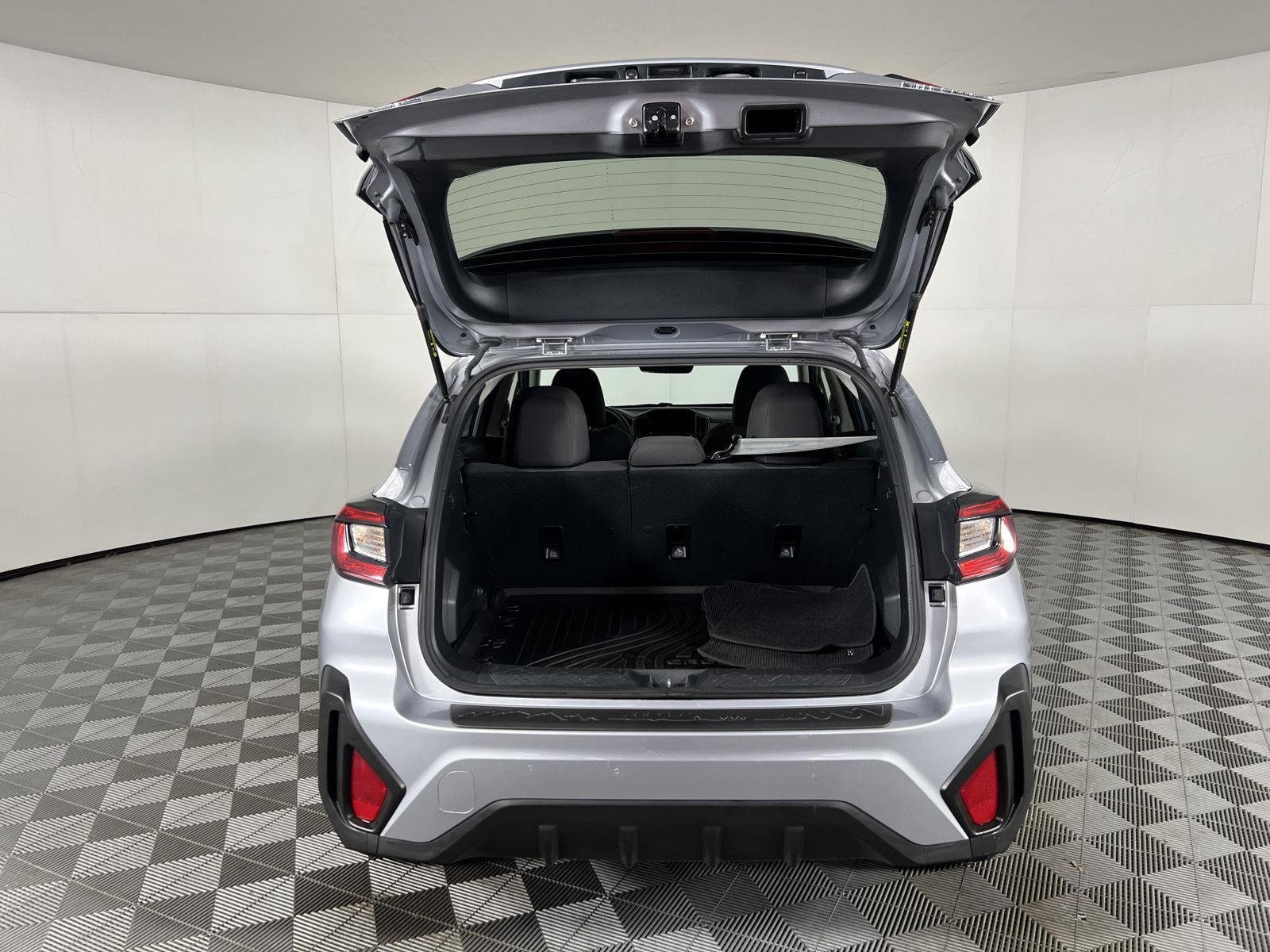 Used 2024 Ice Silver Metallic Subaru Premium image 26
