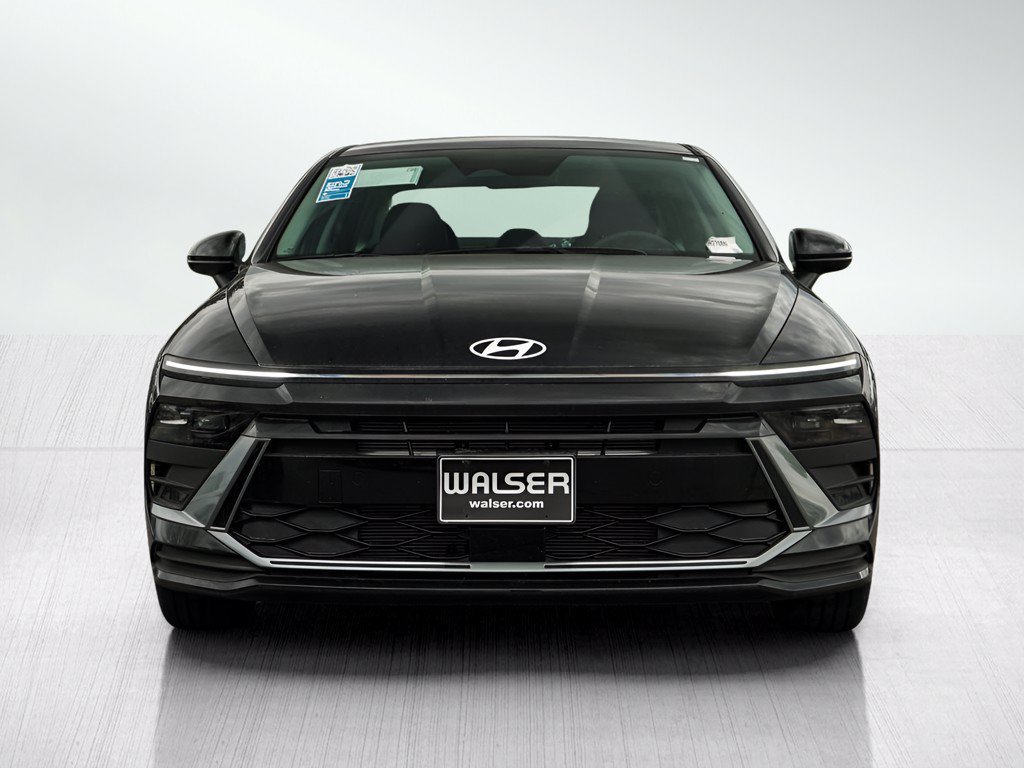 New 2026 Carbon Blue Hyundai SE FWD image 2