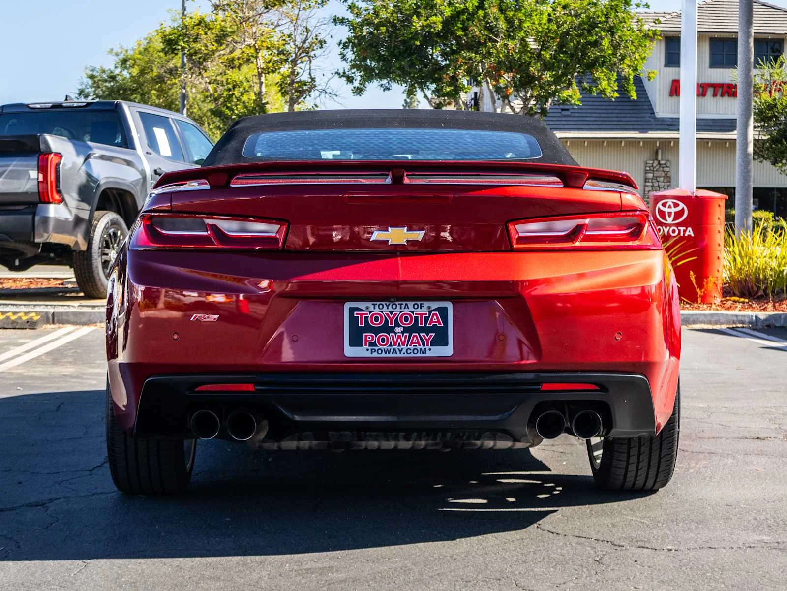 Used 2016 Red Chevrolet 2LT image 15