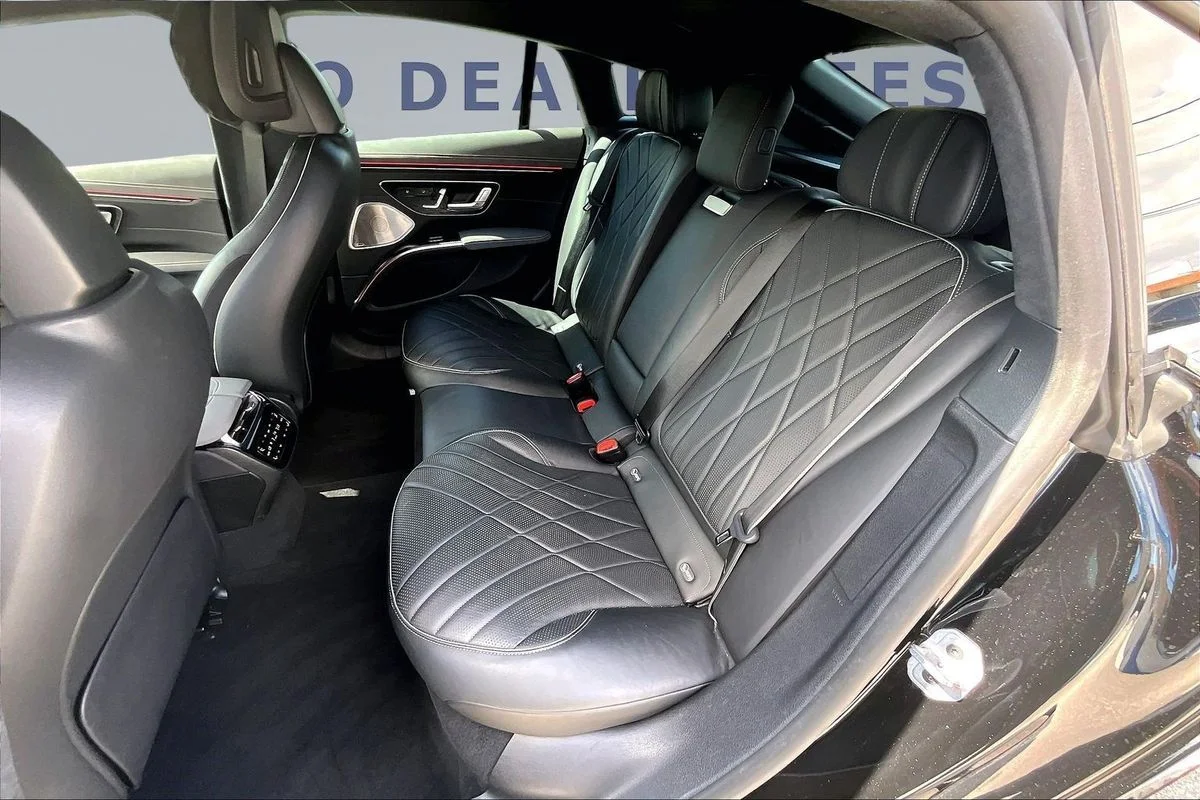Used 2023  Mercedes-Benz 4MATIC®+ image 22