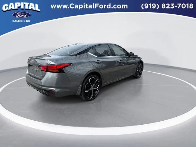 Used 2025 Gray Nissan 2.5 SR image 8