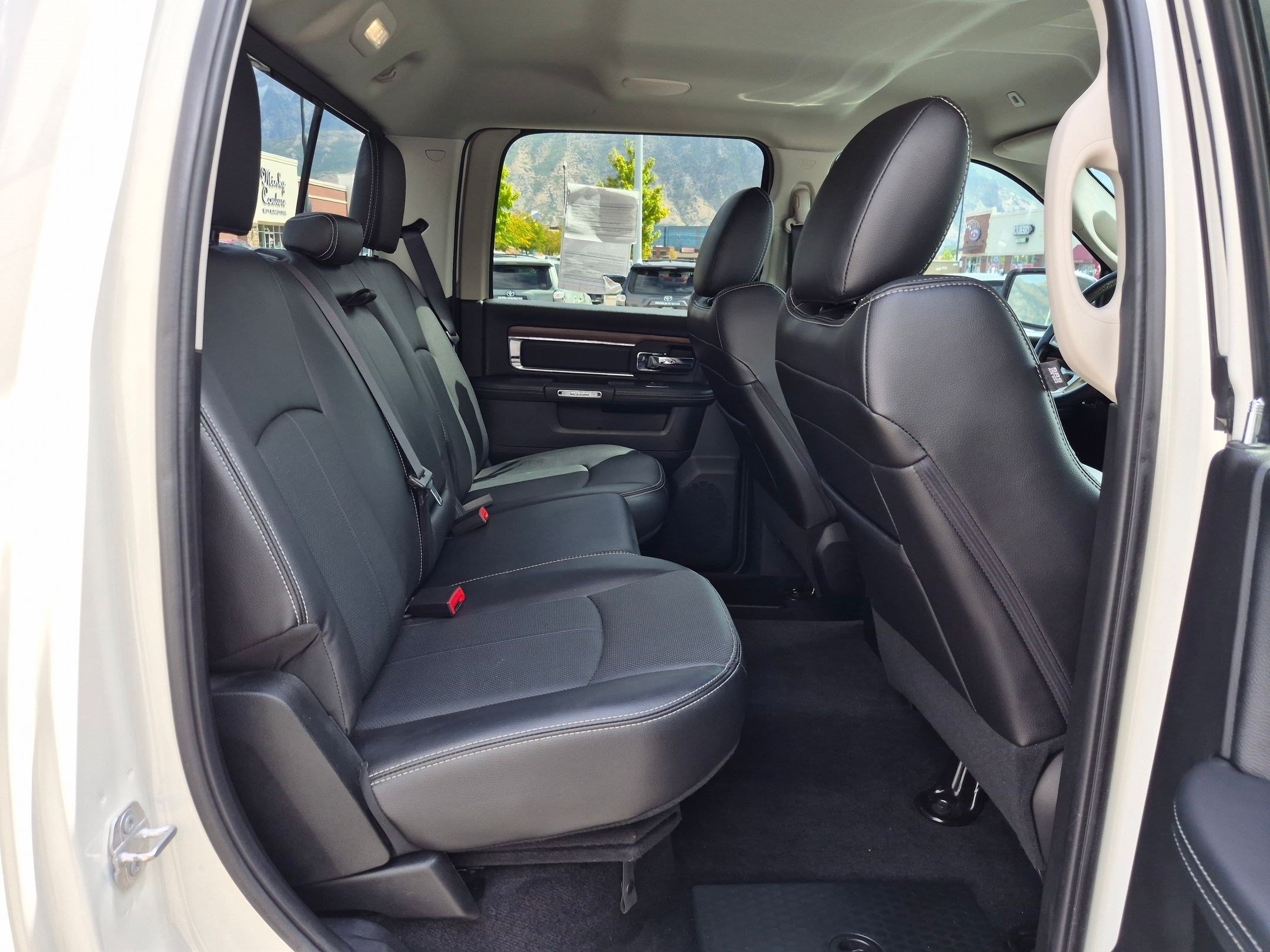 Used 2018 Pearl White Ram Laramie image 30